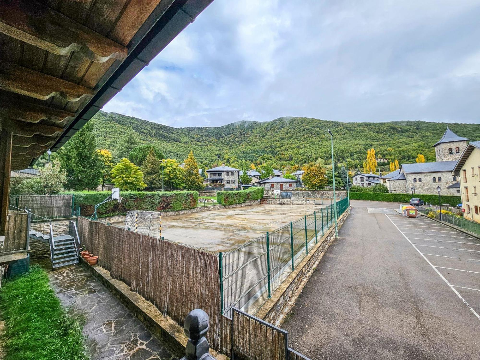 Apartamentos Gavin Biescas 3000 Екстер'єр фото